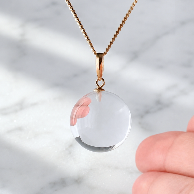 美品 K18WG 天然石ネックレス レディース K18 16mm 丸珠 クォーツ/白水晶 天然石ネックレス - Orb -clear- L