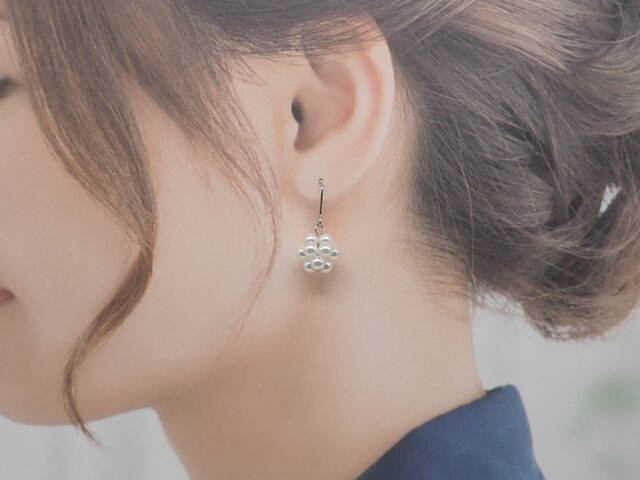パールのビーズボールピアス／イヤリング【ホワイト・ナチュラル