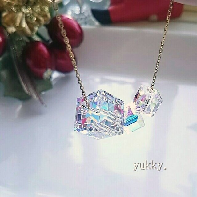 【再販】スワロフスキー＊crystalキューブ*ロングネックレス★