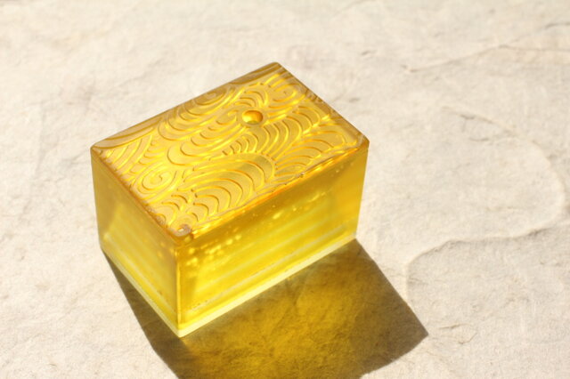 再販】 ガラス製 書道具 水差し「山紫水明」 観世水 | iichi 日々の