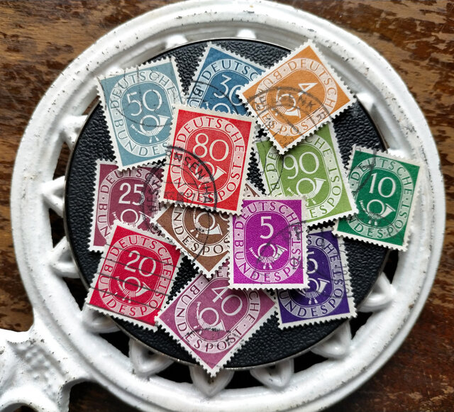 5089 外国切手 ドイツ 1999年 クリスマス 天使と羊 星の装飾デザイン 5089 外国切手 ドイツ 1999年 クリスマス 天使と羊 星の装飾