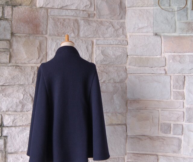 エレガントケープコート】スタンドカラー ミッドナイトネイビー 黒に