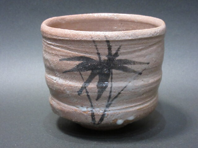 絵唐津筒茶碗（竹） | iichi 日々の暮らしを心地よくするハンドメイド