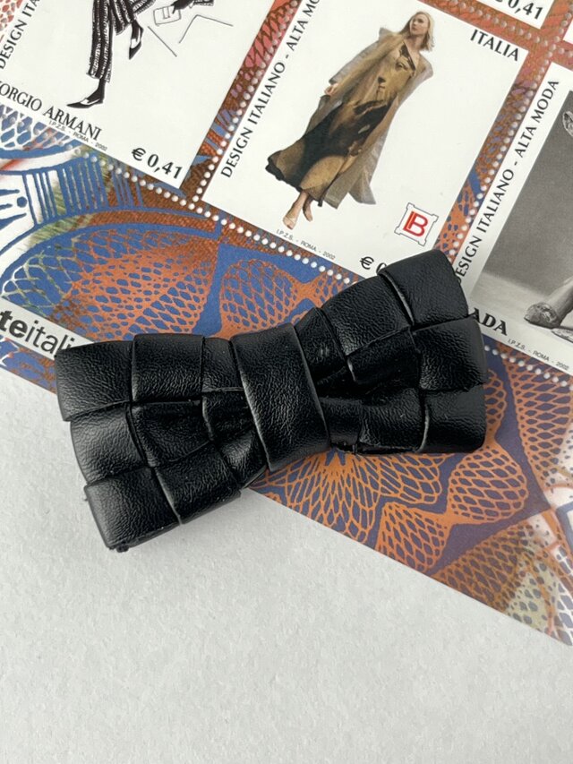 大人のリボンブローチ(ブラック)