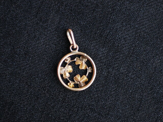 三つ葉 ネックレストップ ペンダントトップ ゴールドプレート フランス