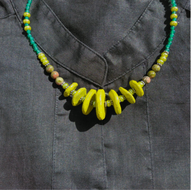 黄色オリジナルビーズとgreenオニキス＊＊＊ネックレス＊＊＊5月誕生石