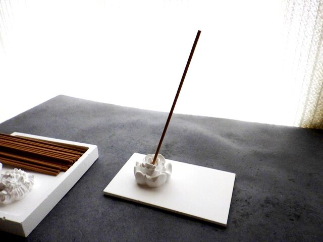 セット販売】小さな花が咲いたような お香立て □ スティックタイプの