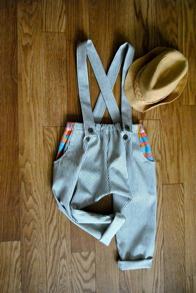 ひも付きパンツ９０〜１００（ヒッコリー×ネイティブ）