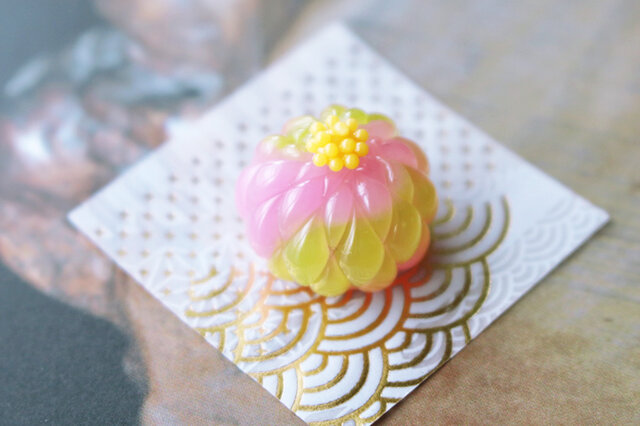 ハンドメイドミニチュア　和菓子色々できました ガラスのミニチュア和菓子・練り切り ☆ガラスのミニチュア