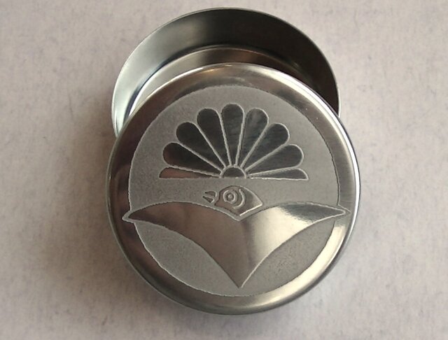 小物入れ　彫金　金属工芸品ブータン王国製 小物入れ 彫金 金属工芸品ブータン王国製