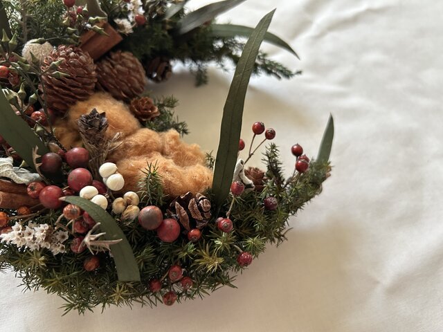 arisan様 オーダー クリスマスリース たっぷり木の実 ブラウンコットン