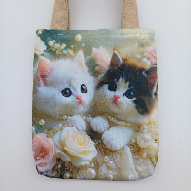 子猫と薔薇柄 パネル生地のミニミニトートバッグ サブバッグ 884