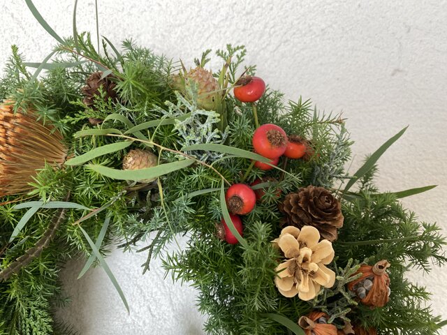 実がいっぱいクリスマスリース(大) | iichi 日々の暮らしを