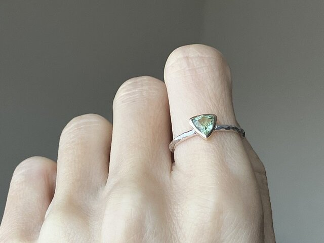 爽やかミントグリーン トルマリン・リング（silver925/k10） | iichi