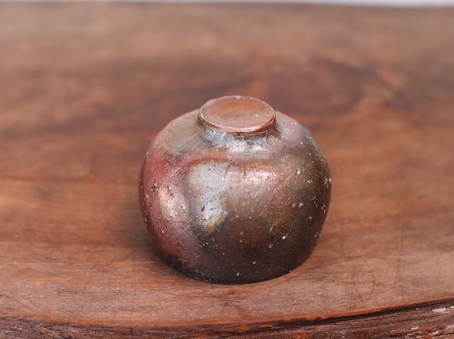 備前焼 ぐい呑み gi-039 | iichi 日々の暮らしを心地よくする