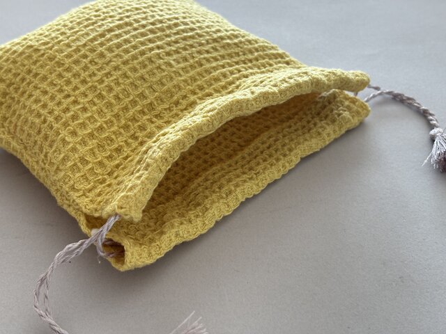 ✳︎ハンドメイド✳︎大きめ巾着✳︎花柄ワッフル生地 ベージュ オムツ