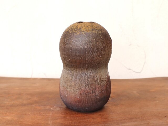 備前焼 壺 花入れ 花器 未使用】備前焼 壺 花瓶 花入れ 桟切 共箱 修一 - メルカリ