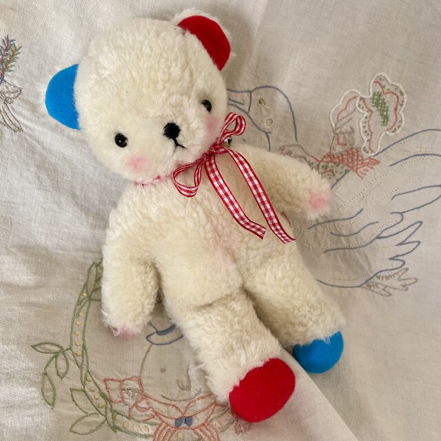 あかくま 本日🎉2022年生まれのツキノワグマの赤ちゃんがお披露目されまし