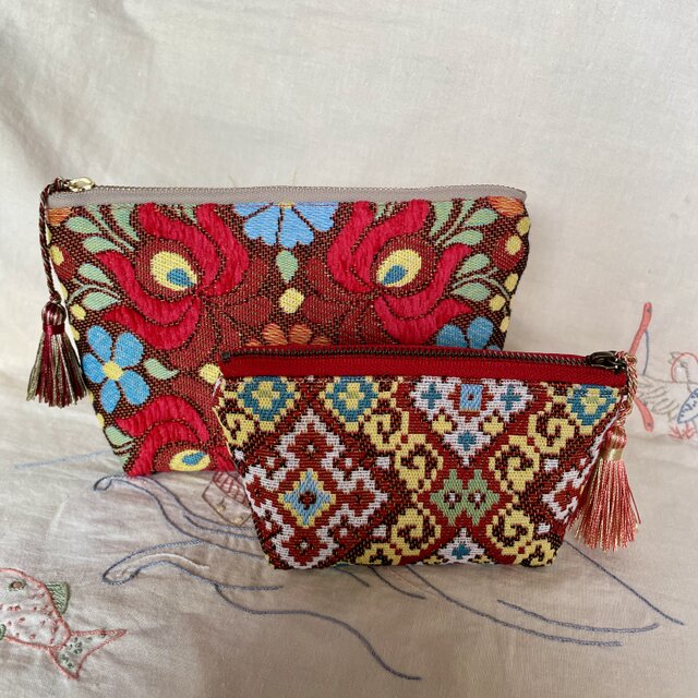 花柄ポーチ　2個セット　タッセル　フランス　コスメポーチ　クリスマスプレゼント
