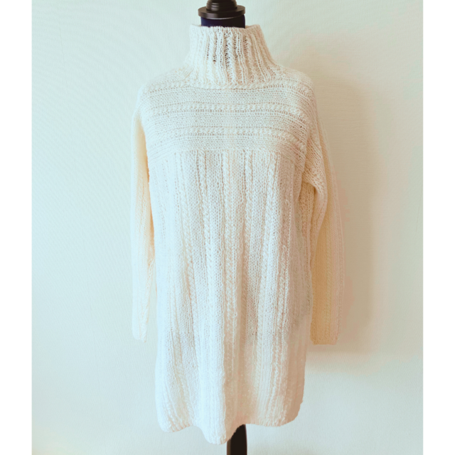 【再販】ボトルネックのスリット入りニットワンピース