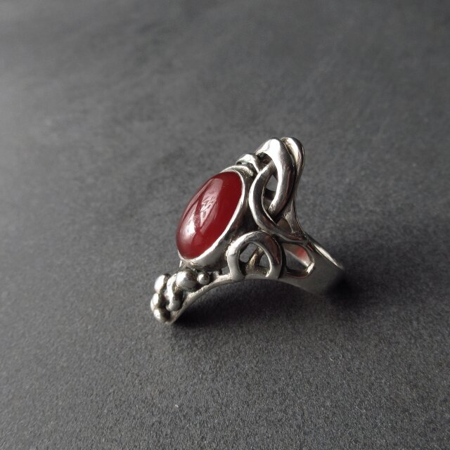 こっくり赤色 カーネリアン・シルバーリング | iichi 日々の暮らしを