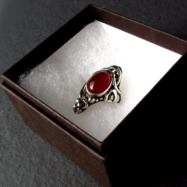 こっくり赤色 カーネリアン・シルバーリング | iichi 日々の暮らしを
