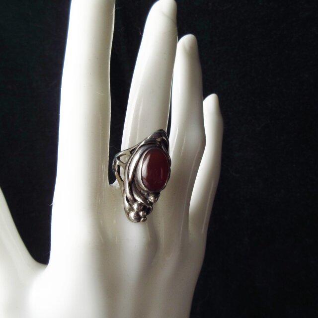 こっくり赤色 カーネリアン・シルバーリング | iichi 日々の暮らしを