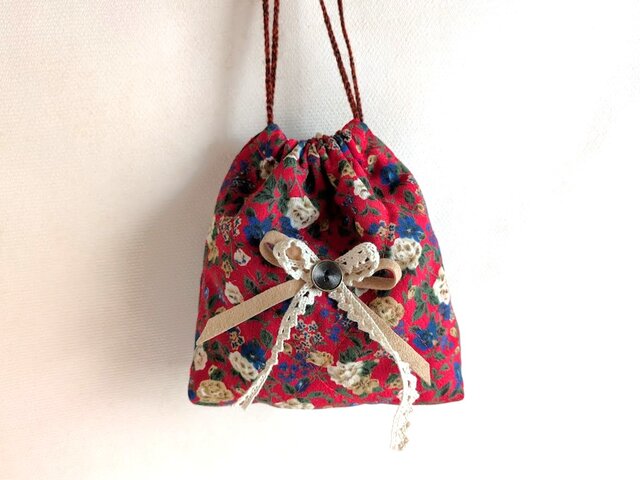 花柄キルティングの巾着袋（赤） | iichi 日々の暮らしを心地よくする