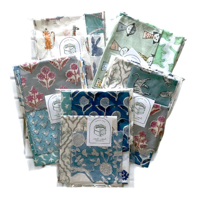 お得なインドブロックプリント はぎれセット*寒色系* 50g入り 端切れ 花 うさぎ 猫 星 鳥