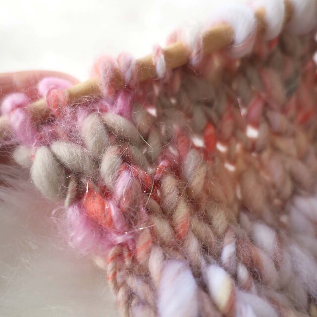 可愛いあなたとミルクティー｜123g/60m 極太単糸｜手紡ぎ毛糸｜桜染め