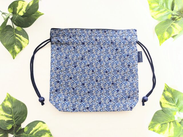 【在庫ご注文ページ】リバティ　ハンドメイド　巾着袋　大 リバティアバサンスポットの巾着袋 | iichi 日々の暮らしを心地よく