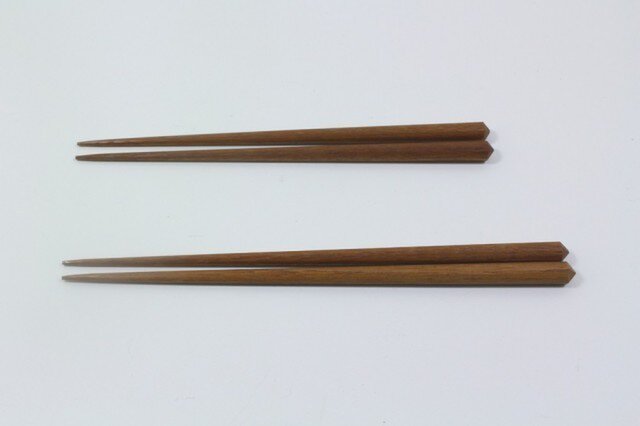 鉄木のお箸(長さ210mm) | iichi 日々の暮らしを心地よくする