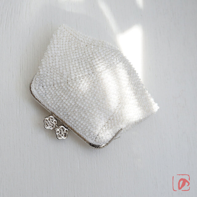 ばあば作 ⭐︎ シードビーズのスクエアがま口（Kielo・2077）