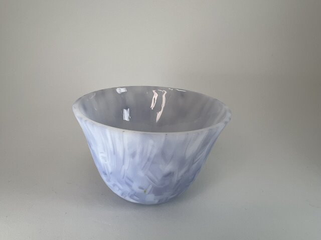 ぐい呑み（藤） | iichi 日々の暮らしを心地よくするハンドメイドや