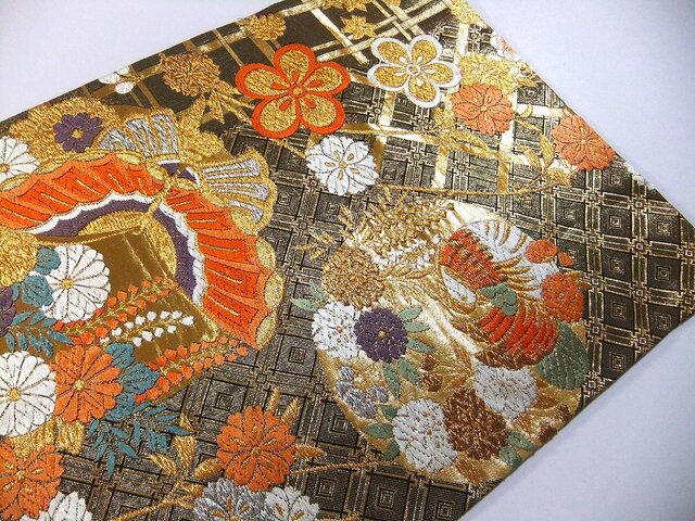 16)2100】52cm/鴛鴦花蝶丸文様/テーブルセンター/和風/帯リメイク/日本