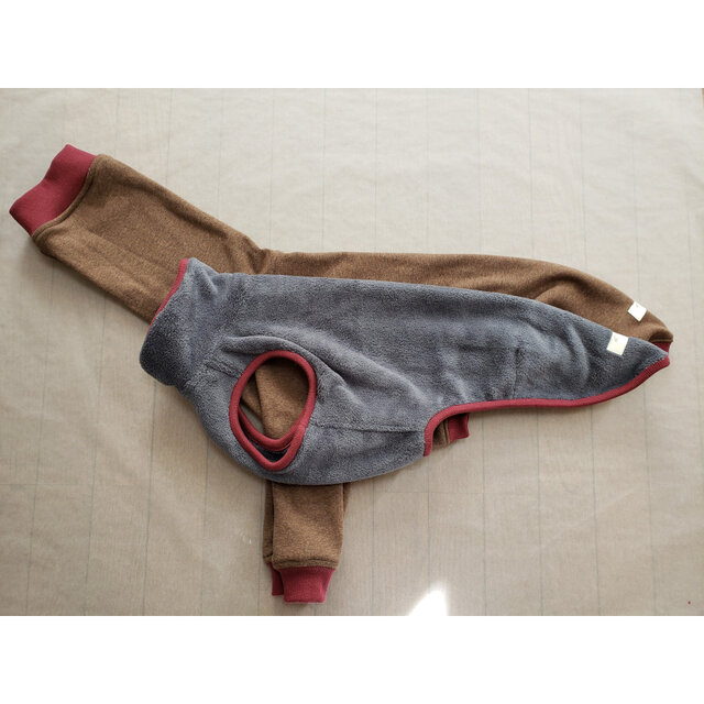 犬服　Ｋ様オーダーメイド品：ウィペット用ウィンターウェア、長袖トレーナー