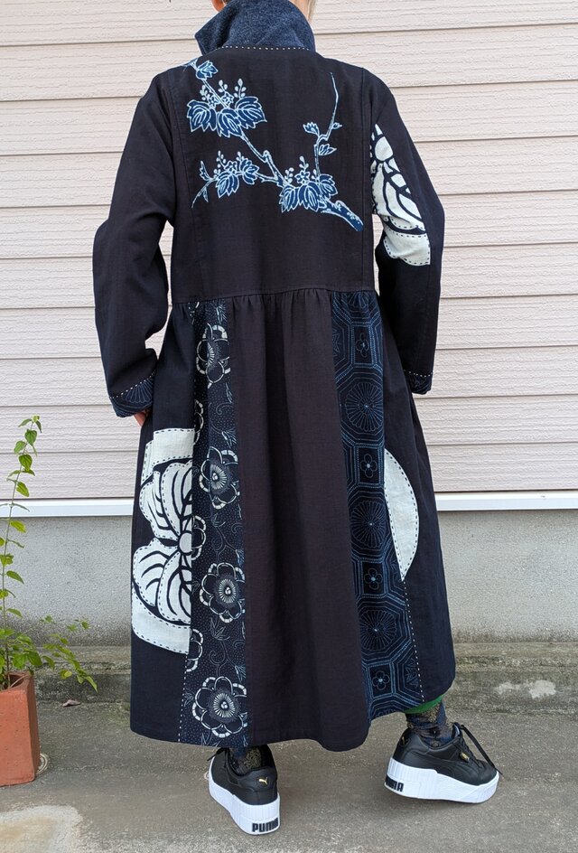 古布　リメイク　手拭い　墨染め　カシュクールロングワンピース(1) 古布 リメイク 手拭い 墨染め カシュクールロングワンピース(1