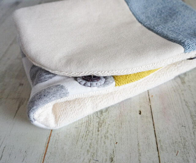 切り替えスヌード風ネックウォーマー（ドット柄） | iichi 日々の  