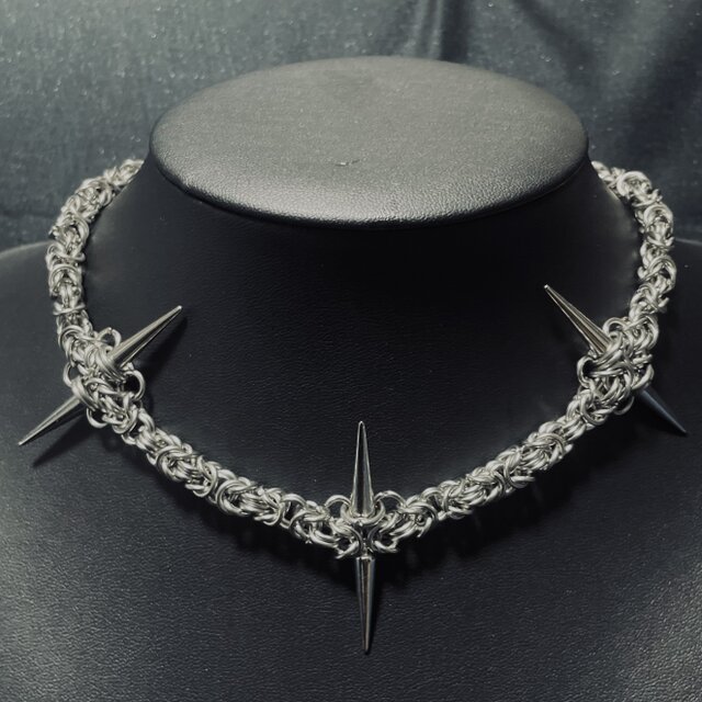 Spike Necklace