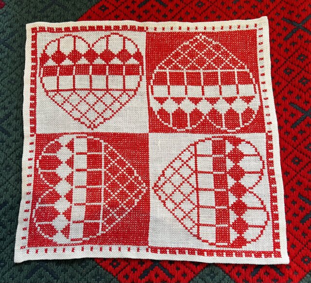 ヴィンテージ刺繍テーブルクロス | iichi 日々の暮らしを心地よくする