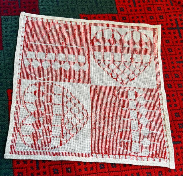 ヴィンテージ刺繍テーブルクロス | iichi 日々の暮らしを心地よくする