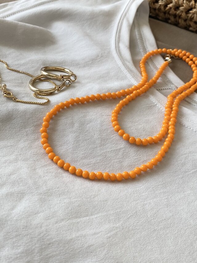 ジャパンヴィンテージオレンジビーズロングネックレス　4ｍｍ　74～79.5ｃｍ