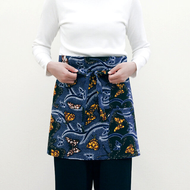 アフリカ布のカフェエプロン（バタフライ・蝶）アフリカンプリント 母の日 ギフト