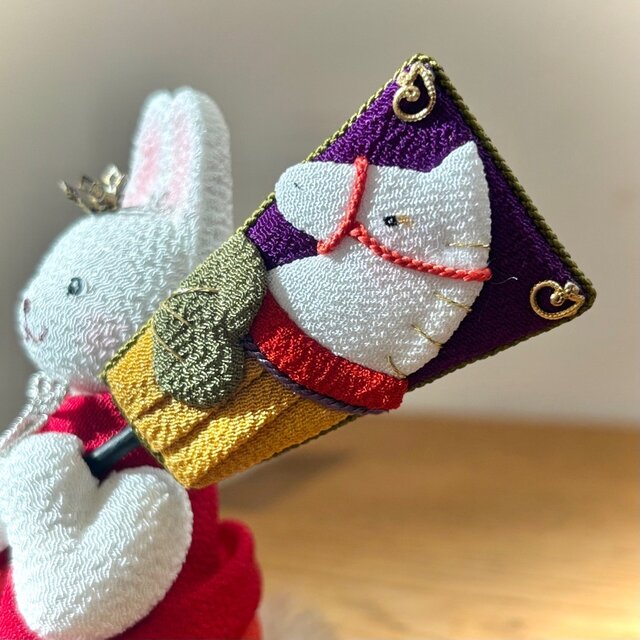 正絹　季節小物【ミニ羽子板　干支　1枚】干支の置物　正月飾り　午　巳　ちりめん細工　コンパクト　プチギフト