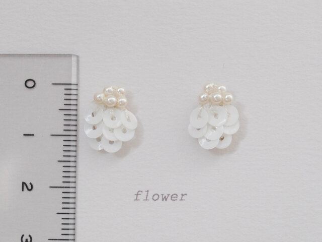 No.86✴︎アレルギー対応✴︎4つセット♡お花のビーズ1粒♡ピアス・イヤリング 楽天市場】【ゆうパケットOK】ピアス シェル チタンポスト 低