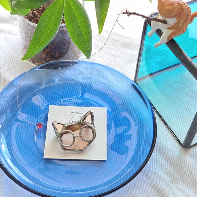 meganeco/champagne pink