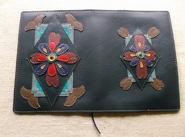 文庫サイズブックカバー レザーパッチワーク | iichi 日々の暮らしを