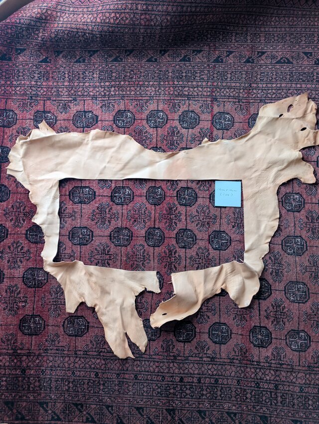 015 北海道産 カーフ ワックス加工 ハギレ