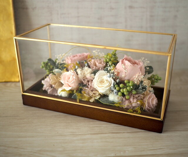 上品なアンティークピンクのアレンジメント -Iron gold (L)- | iichi