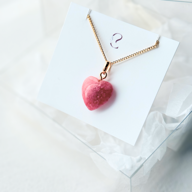 15mm ハート ロードナイト/薔薇輝石 K18 K24GP 天然石ネックレス